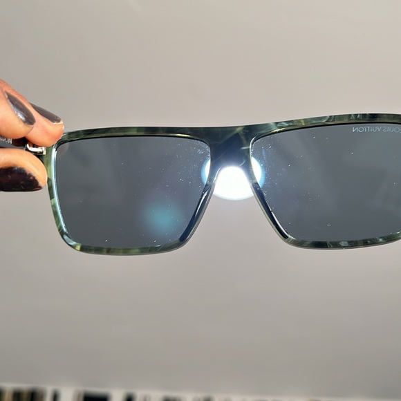 LOUIS VUITTON BLACK AND GREEN Z1273W SQUARE SUNGLASSES 😎 MADE IN ITALY 🇮🇹 - Picture 12 of 12